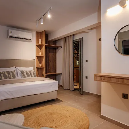 Plateia Rooftop Suite With Sea & City Views By Mindyourvilla